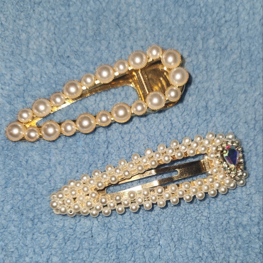 HRH COLLECTION CRYSTAL CLUB CLIPS Multi Pearl and Dauphine